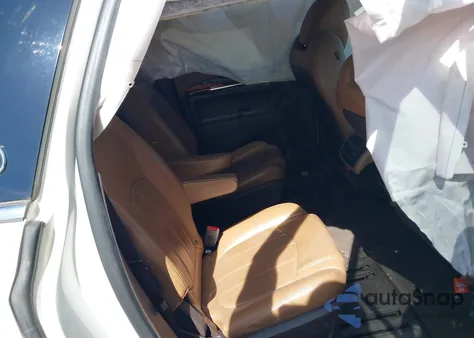 2015 Buick Enclave Premium z USA, uszkodzony, nr VIN 5GAKRCKD6FJ105100